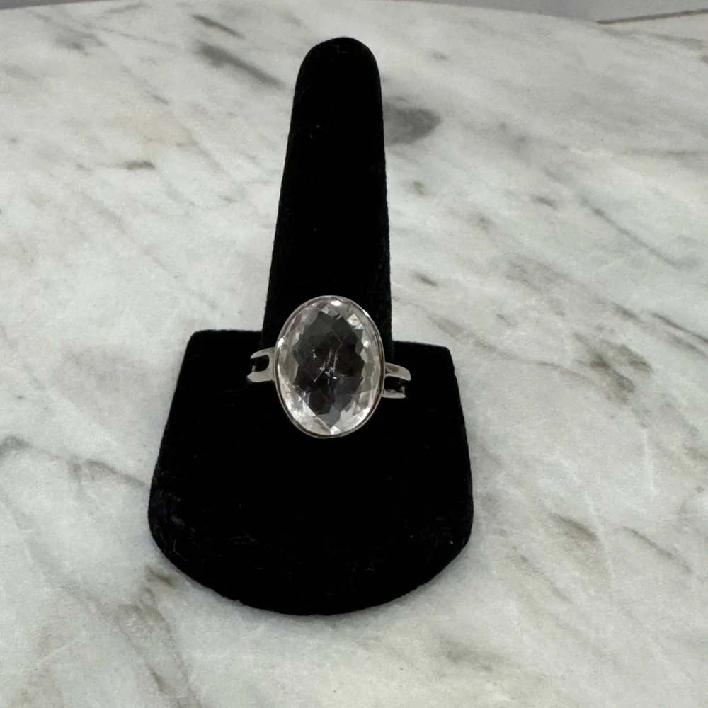 Sterling Silver ring with gemstone size 9